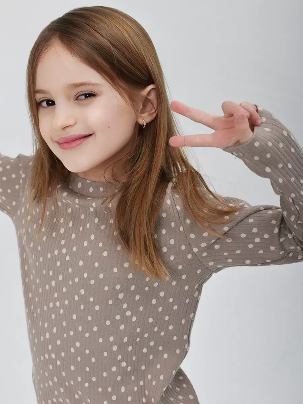 Лонгслив базовый для девочки с принтом