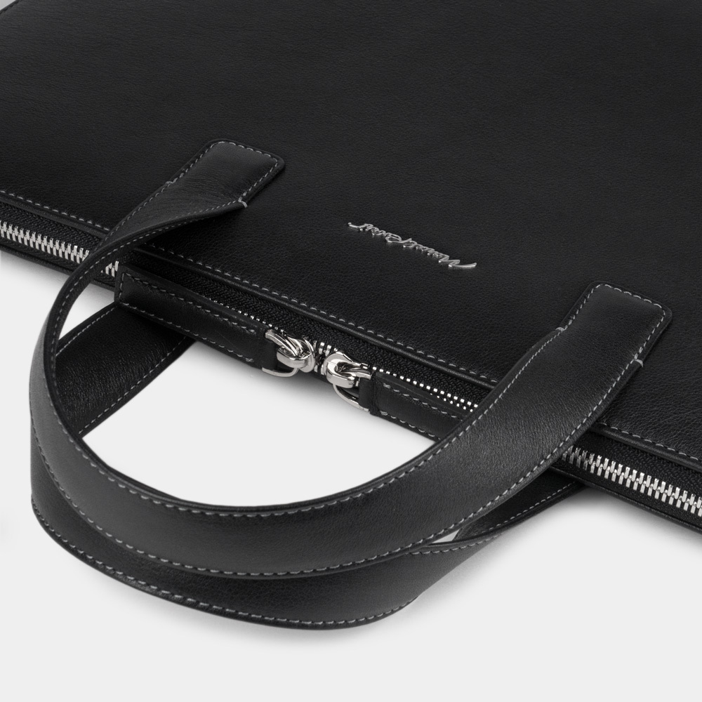 Сумка для MacBook Pro 16 - 17 из кожи теленка, черного цвета