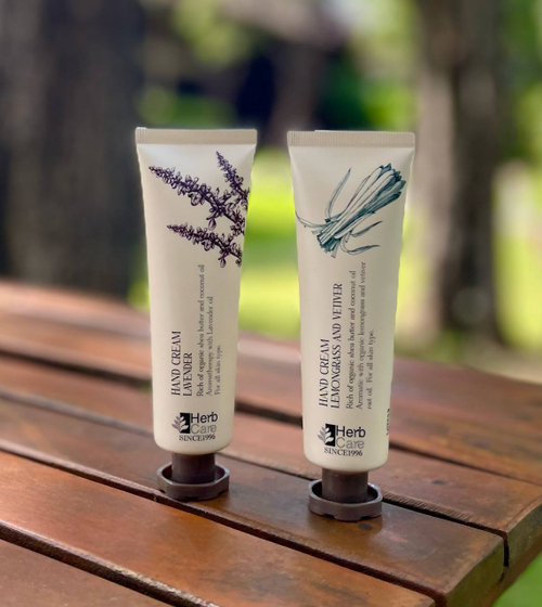 Крем для рук и ног с маслом кокоса, жожоба, оливы Лаванда Lavender hand and feet cream HerbCare