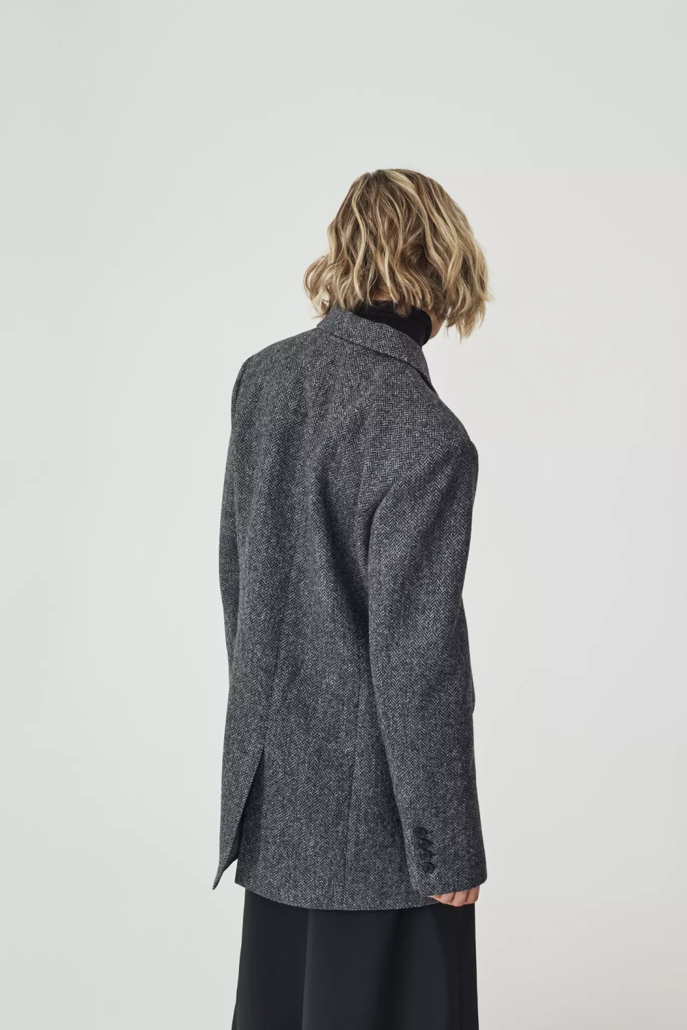 Пиджак двубортный серая елочка