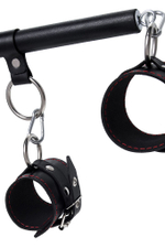 Черная распорка с 4 манжетами для рук и ног