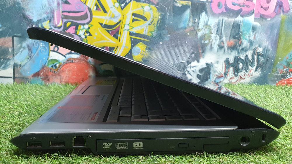 Ноутбук Toshiba Satellite A200-1M5