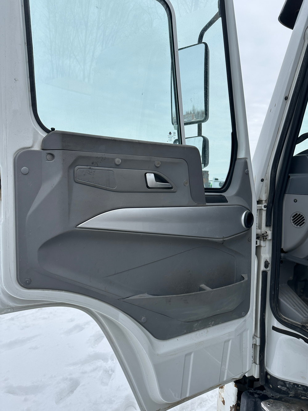 Howo ZZ* 8x4 Автобетоносмеситель ZZ5407GJBS3267E (Дизельный, 9,7 л, 373 л.с., МТ)