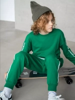 Спортивный костюм для мальчика в школу