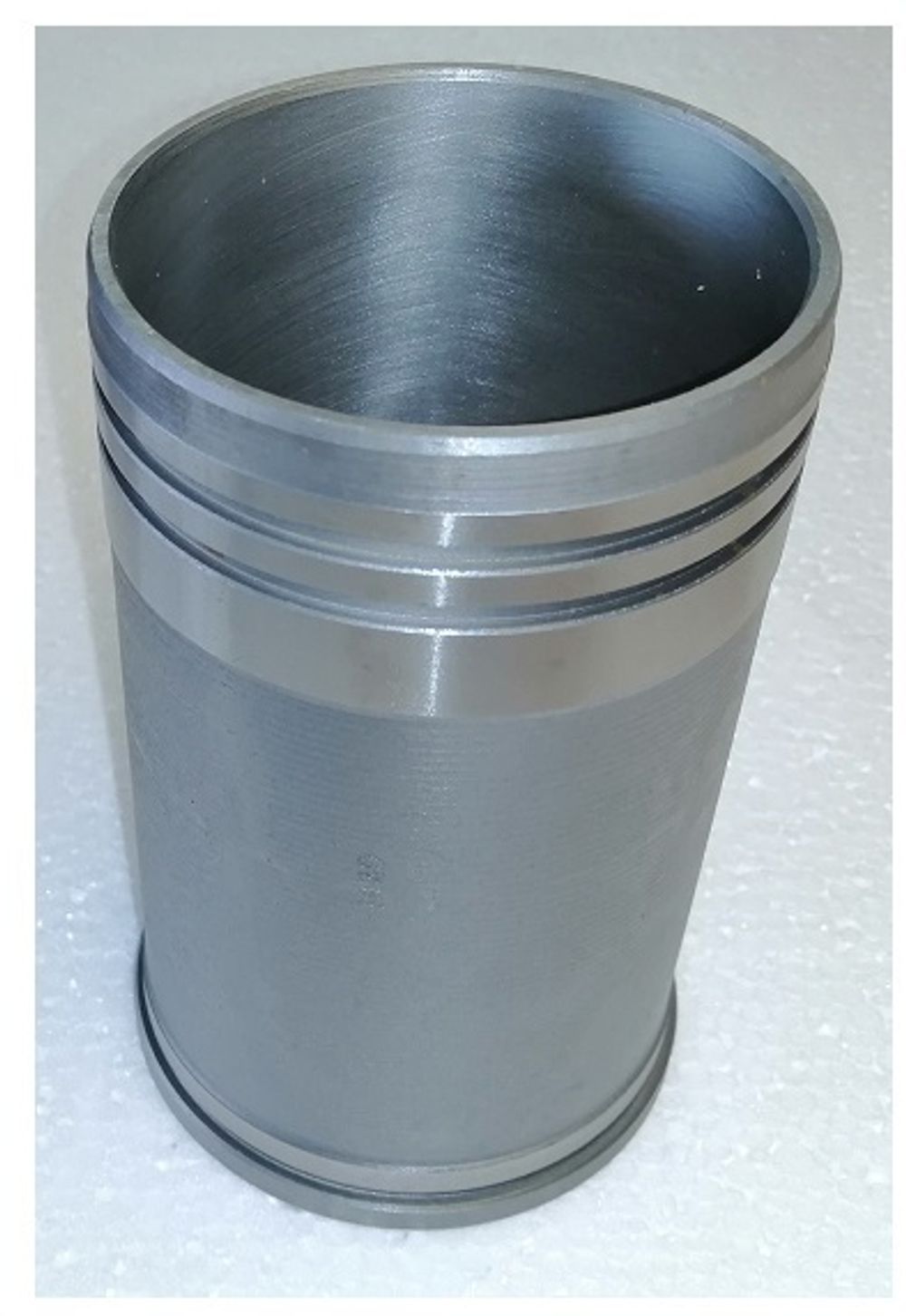 Гильза цилиндра (D=85 мм) Ricardo Y485BZD; TDK 22 4L/Cylinder liner