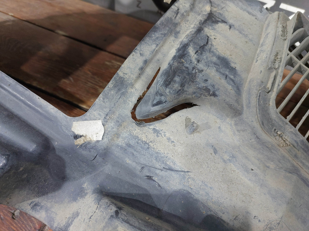 Подкрылок передний правый BMW 1-Series (F20) 11-19 Б/У Оригинал 51717260710