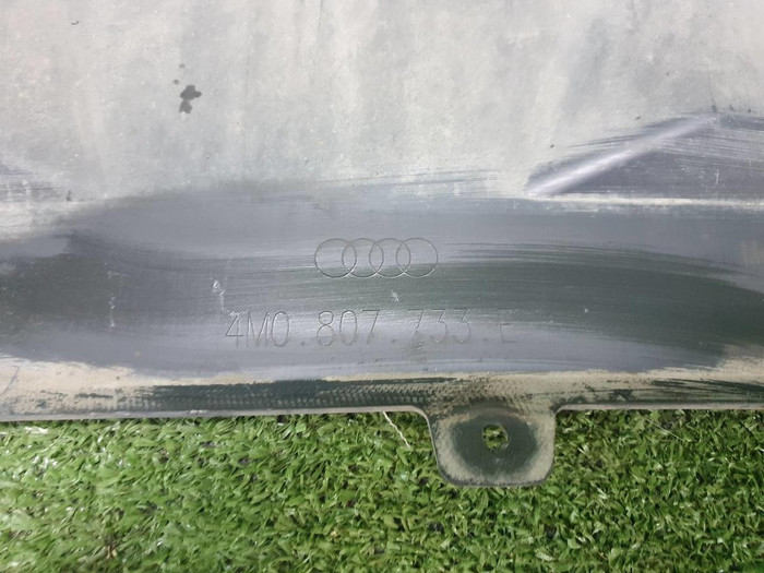 Юбка переднего бампера Audi Q7 2 (2019-н.в.)