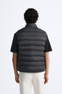 ZARA СТЕГАНЫЙ ЖИЛЕТ, ЧЕРНЫЙ