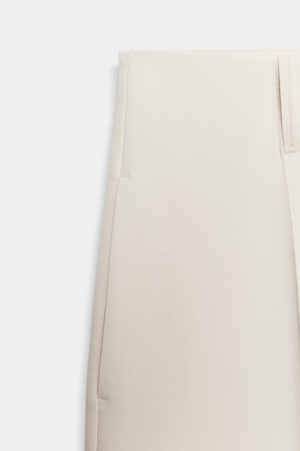 ZARA ПРЯМЫЕ ШОРТЫ С ЗАЩИПАМИ — ZW COLLECTION, БЕЖЕВЫЙ