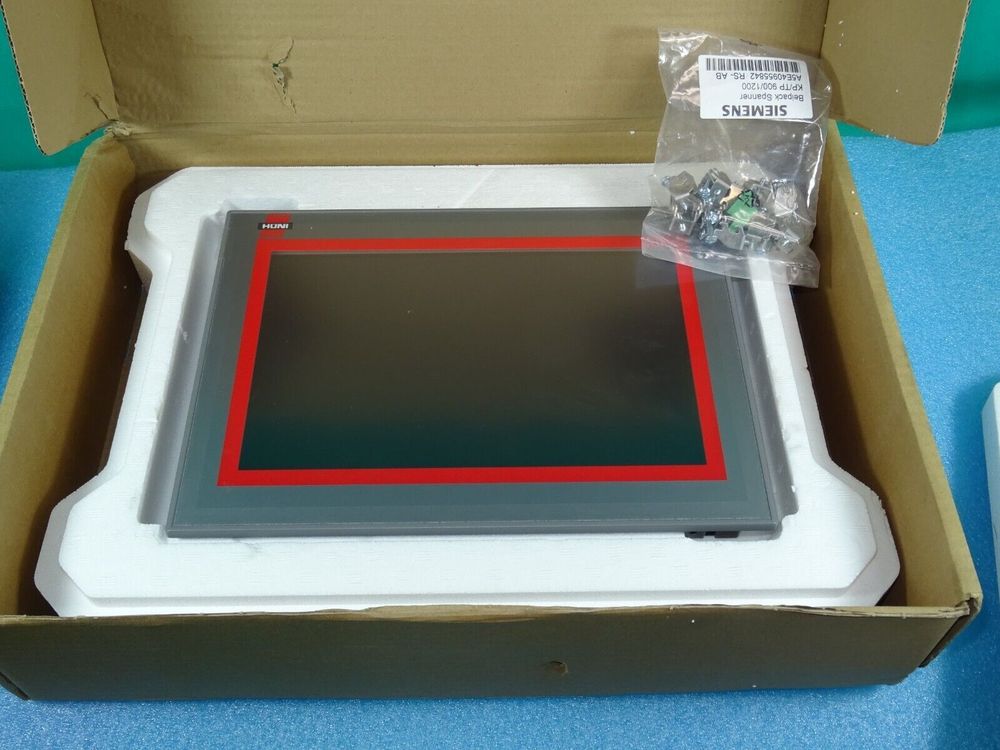 SIEMENS HUNI 6AV2124-5MC13-0DN0