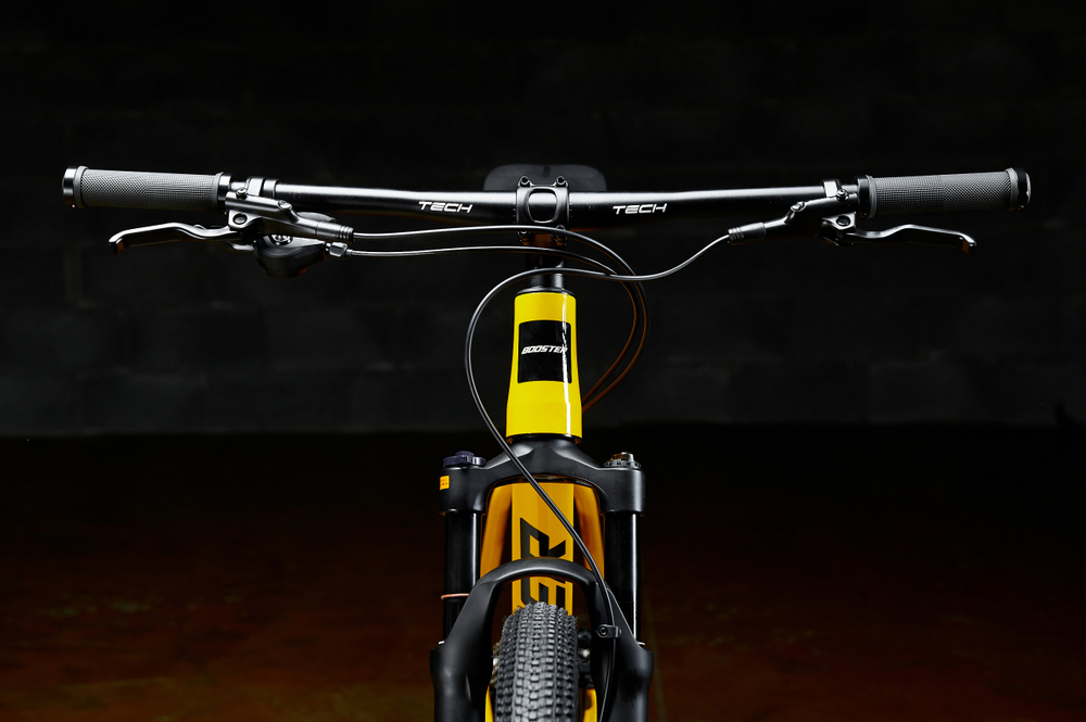 Горный велосипед BOOSTER SPARK 29" Yellow