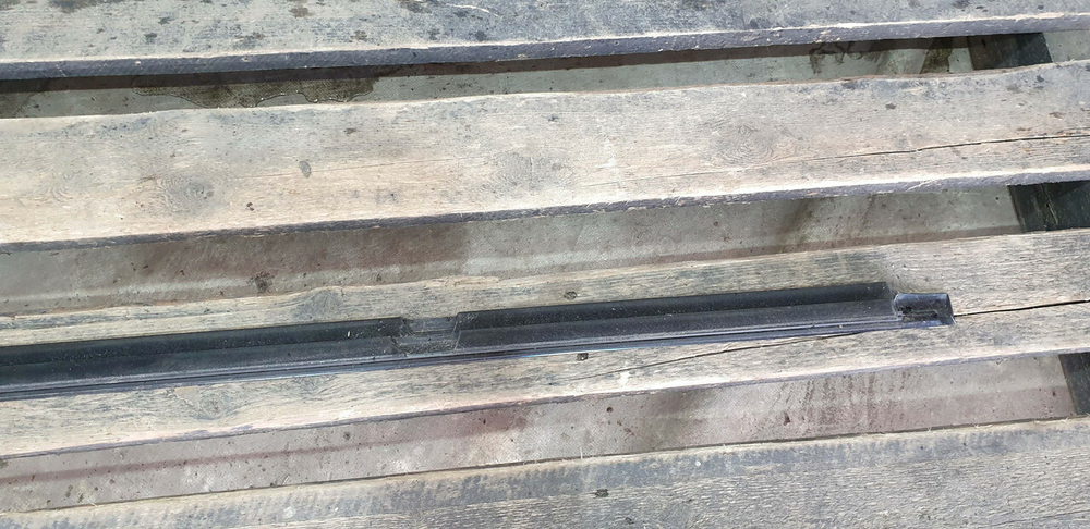 Молдинг двери задней правой Mercedes C (W205) 14-23 Б/У Оригинал A2057303601