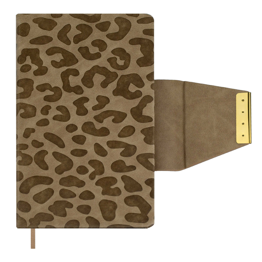 Ежедневник недатированный ESCALADA, А5, 160 л., арт. 70667/ 15 ВИНЧЕНЦО БЕЖЕВЫЙ (кожзам: 125x211 мм, твёрдый переплёт, материал обложки: искусственная кожа "Винченцо"; способ крепления блока: ниткошвейный; декор: блинтовое тиснение, металлический шил