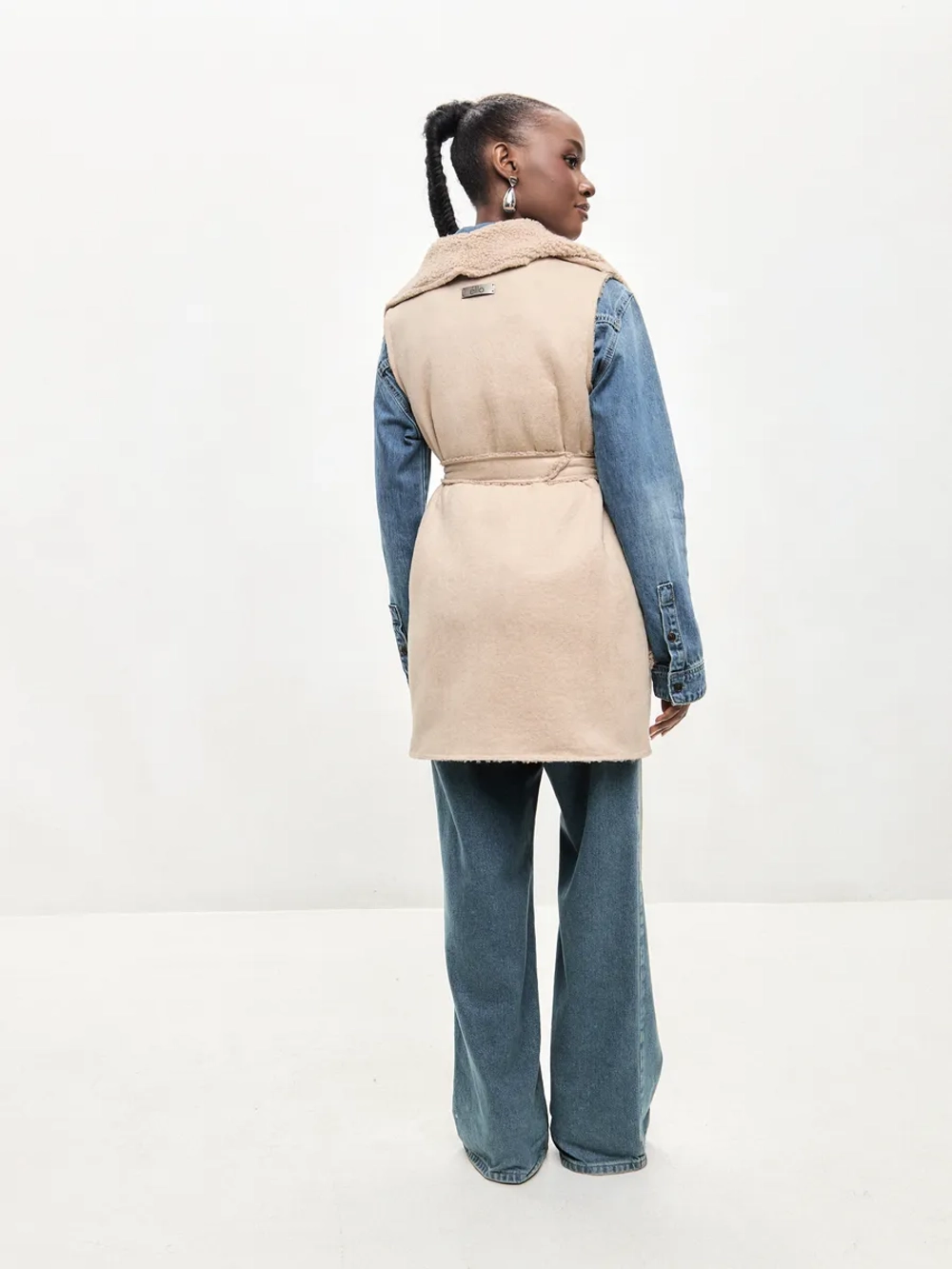 Безрукавка удлиненная эко мех эко замша оверсайз