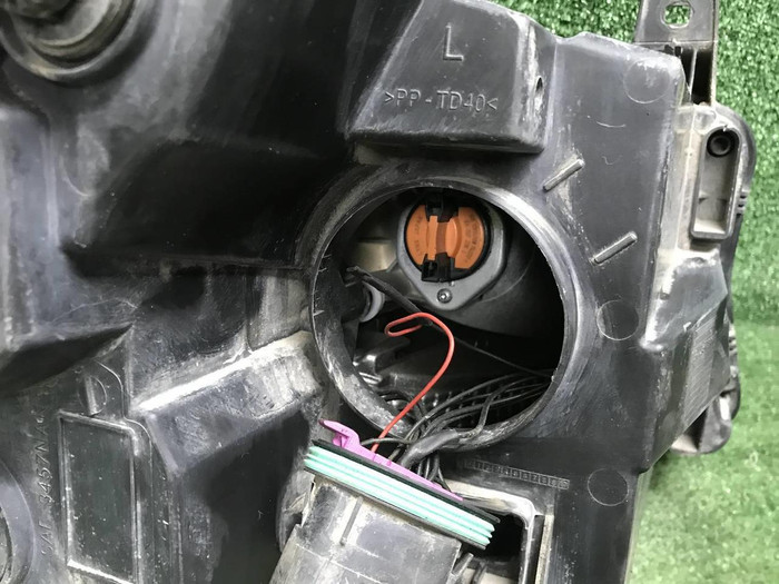 Фара левая Mercedes Sprinter W910 (19-нв) галоген