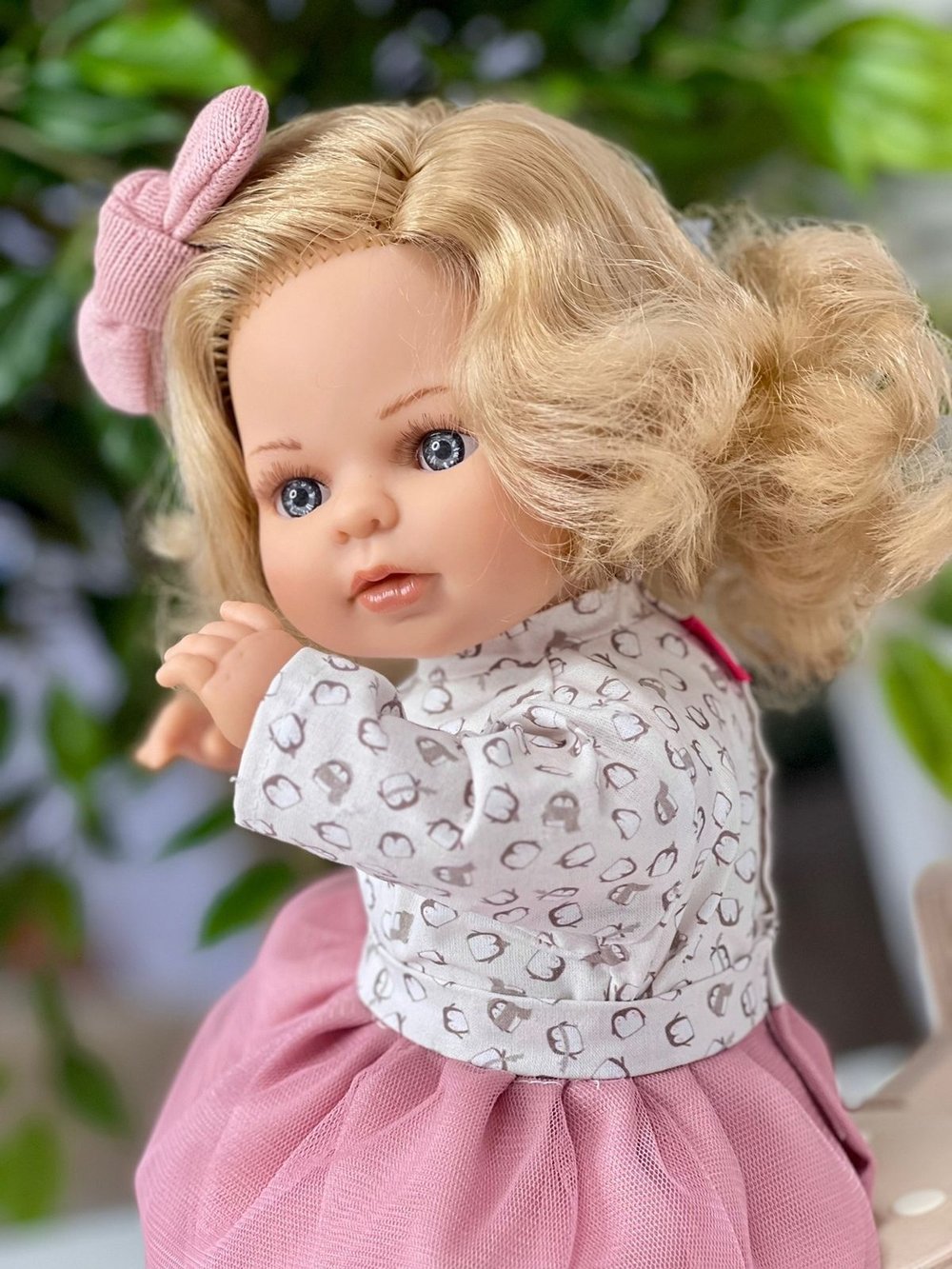 Кукла BERJUAN мягконабивная 40см Laura (1074)