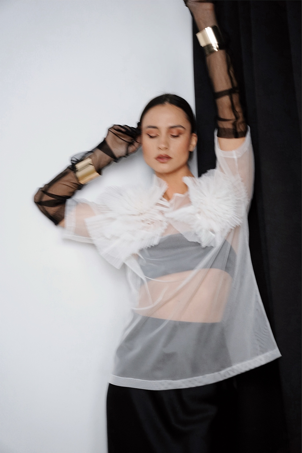 Футболка "Заманчивая" в белой сетке