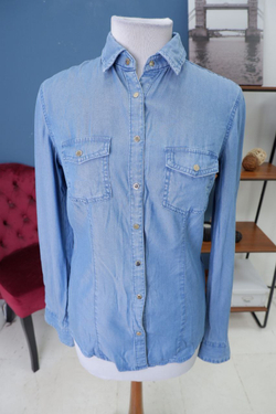 Рубашка Love Republic "под джинсу" 44 размер