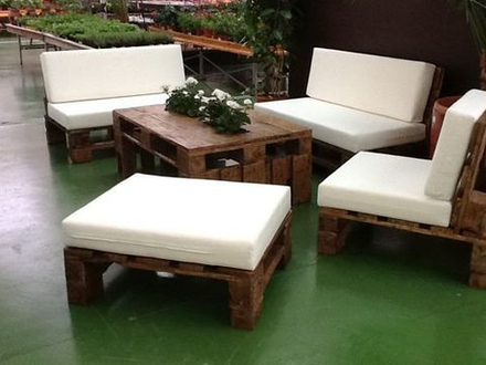 Мебель для баров и кафе стилизованная под поддоны МДБ13