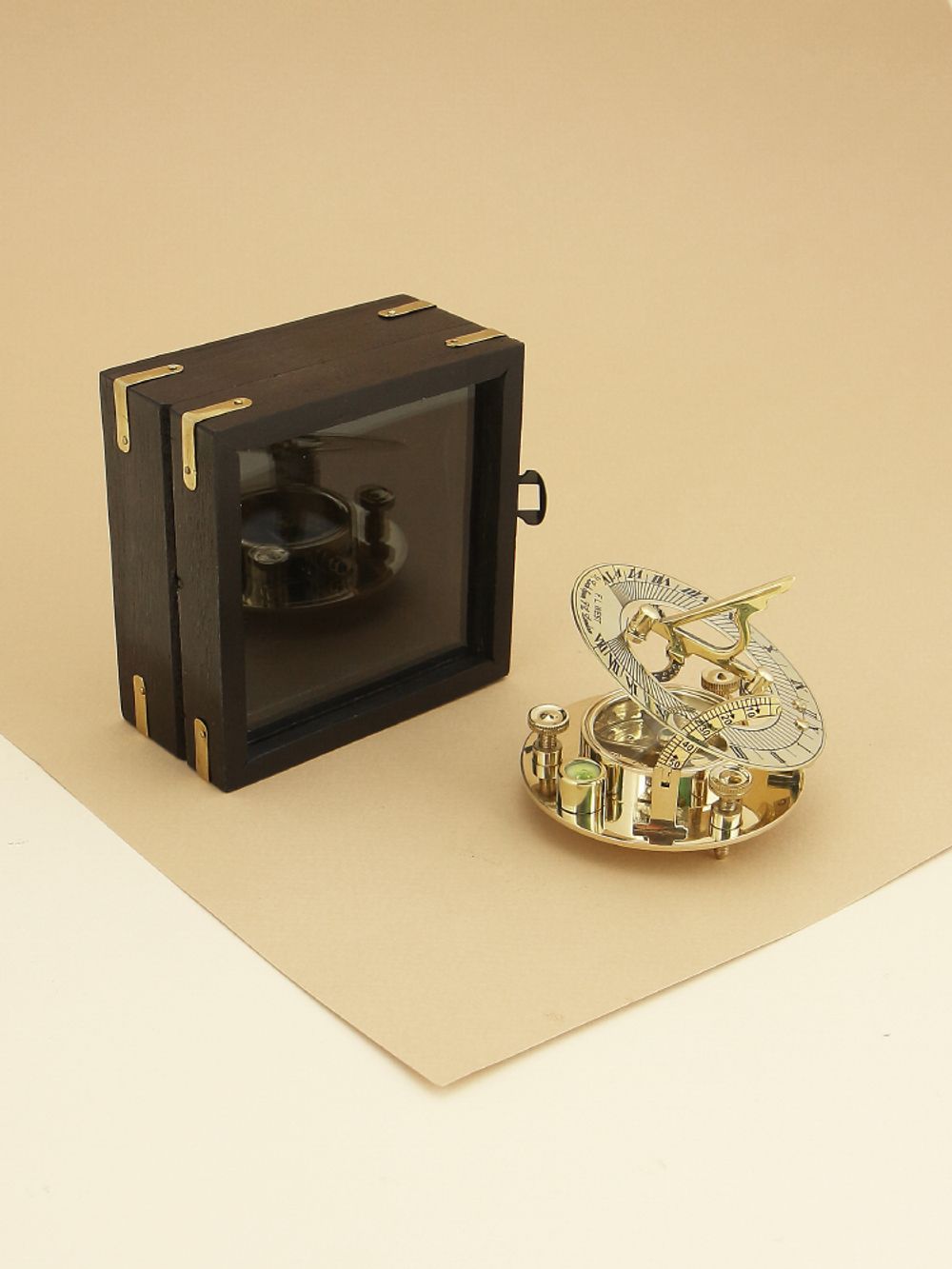 Nautical Морской компас в деревянном футляре