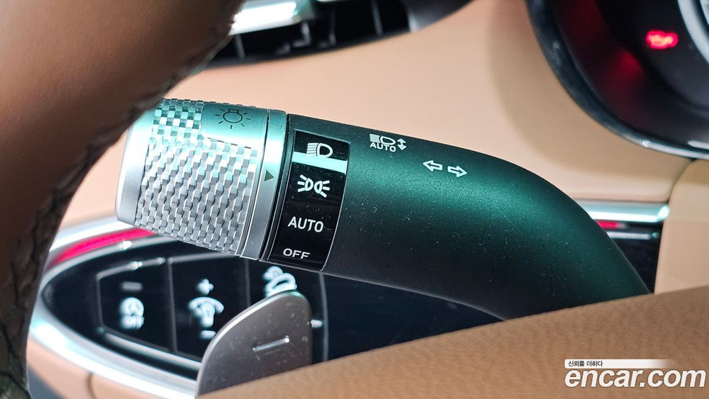 Genesis GV70 2.5T Бензин AWD (04.2021)