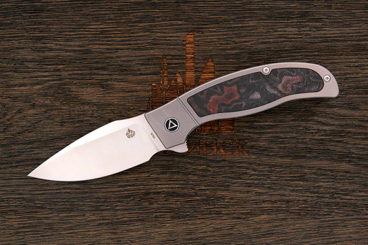 Нож складной QSP Legatus, клинок 89мм, сталь M390, рукоять карбон/титан