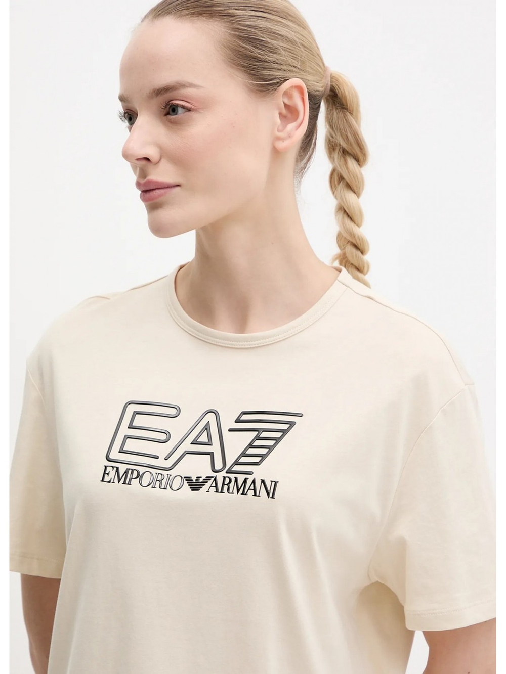 Футболка женская EA7