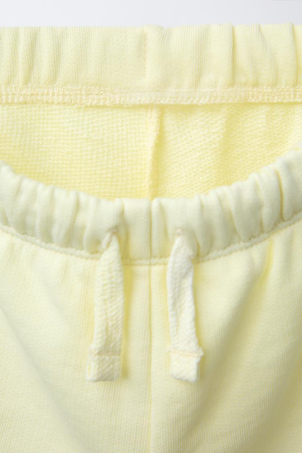 ZARA ШОРТЫ С НАДПИСЬЮ, ЖЕЛТЫЙ