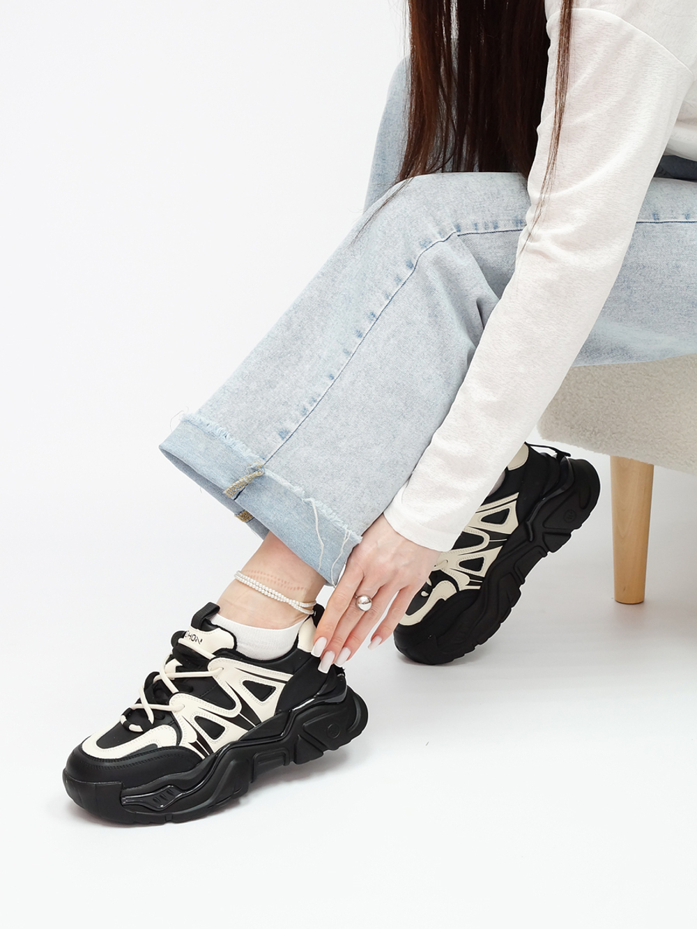 Кроссовки женские демисезонные