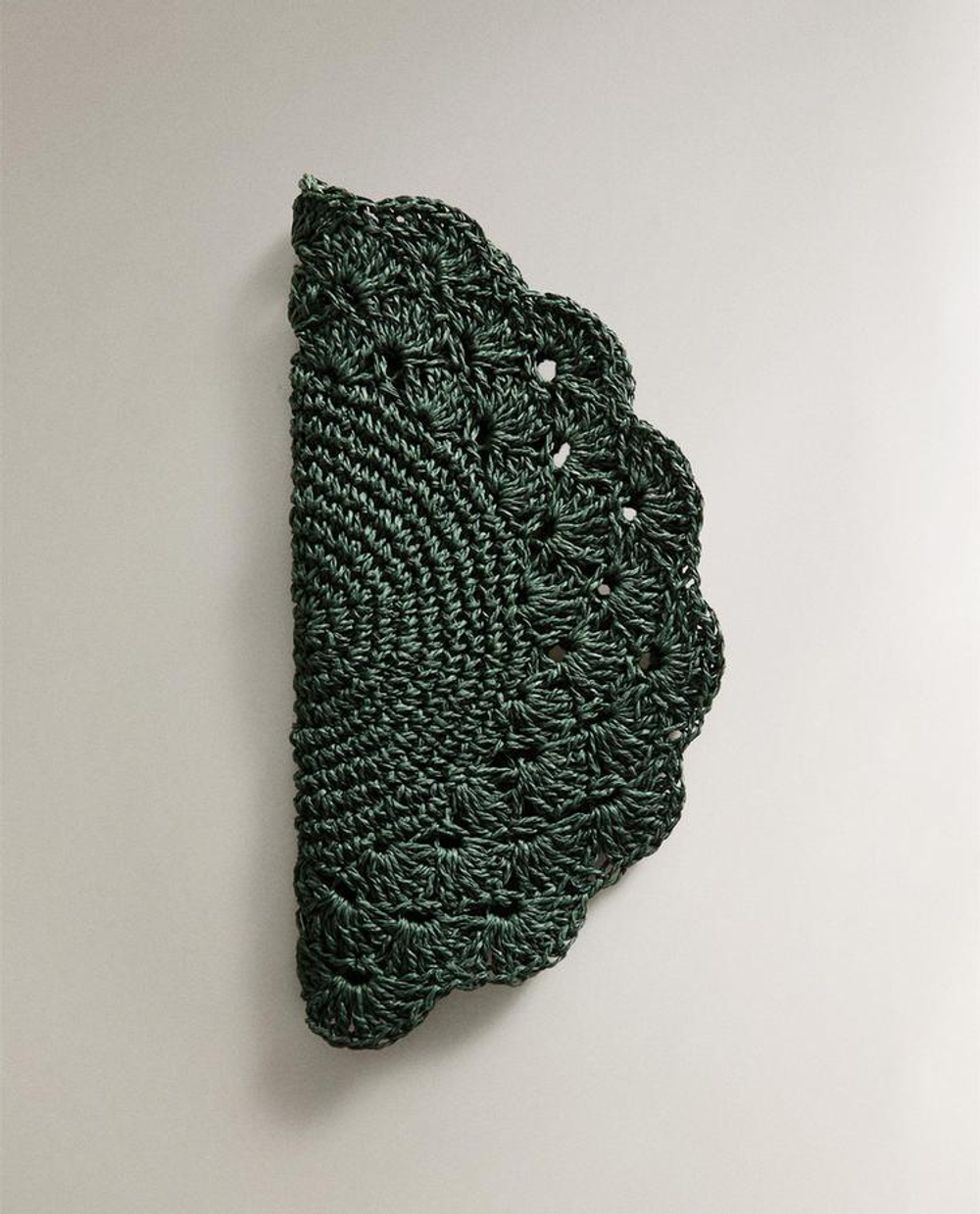 ZARA HOME РОЖДЕСТВЕНСКАЯ САЛФЕТКА ПОД ТАРЕЛКУ, ЗЕЛЕНЫЙ