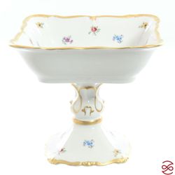 Салатник квадратный глубокий на ножке Queen's Crown