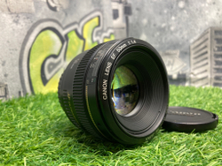 Canon EF 50mm f1.4 USM