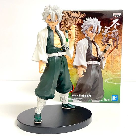 Фигурка Demon Slayer: Kimetsu No Yaiba Sanemi Shinazugawa, 17 см / Фигурка по мотивам аниме "Клинок, рассекающий демонов", Санеми Шинадзугава, 17 см