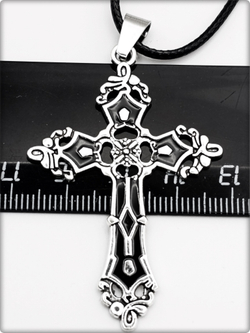 Подвеска "Чёрный крест" на шнурке. Бижутерия, готическое украшение на шею.