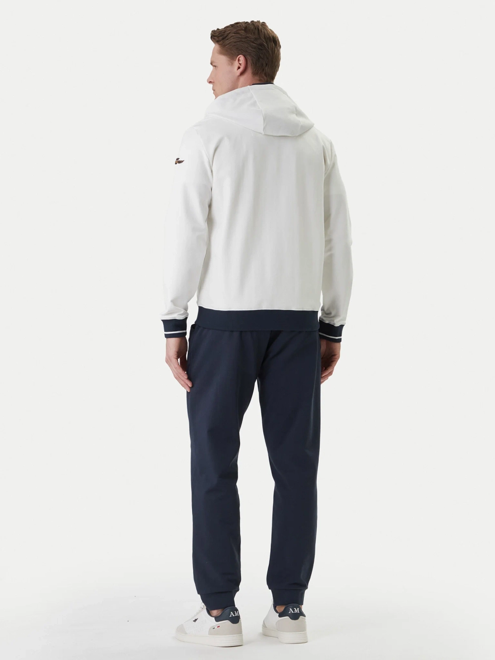 Спортивный костюм из хлопка