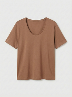 Свободная футболка со швом на спине