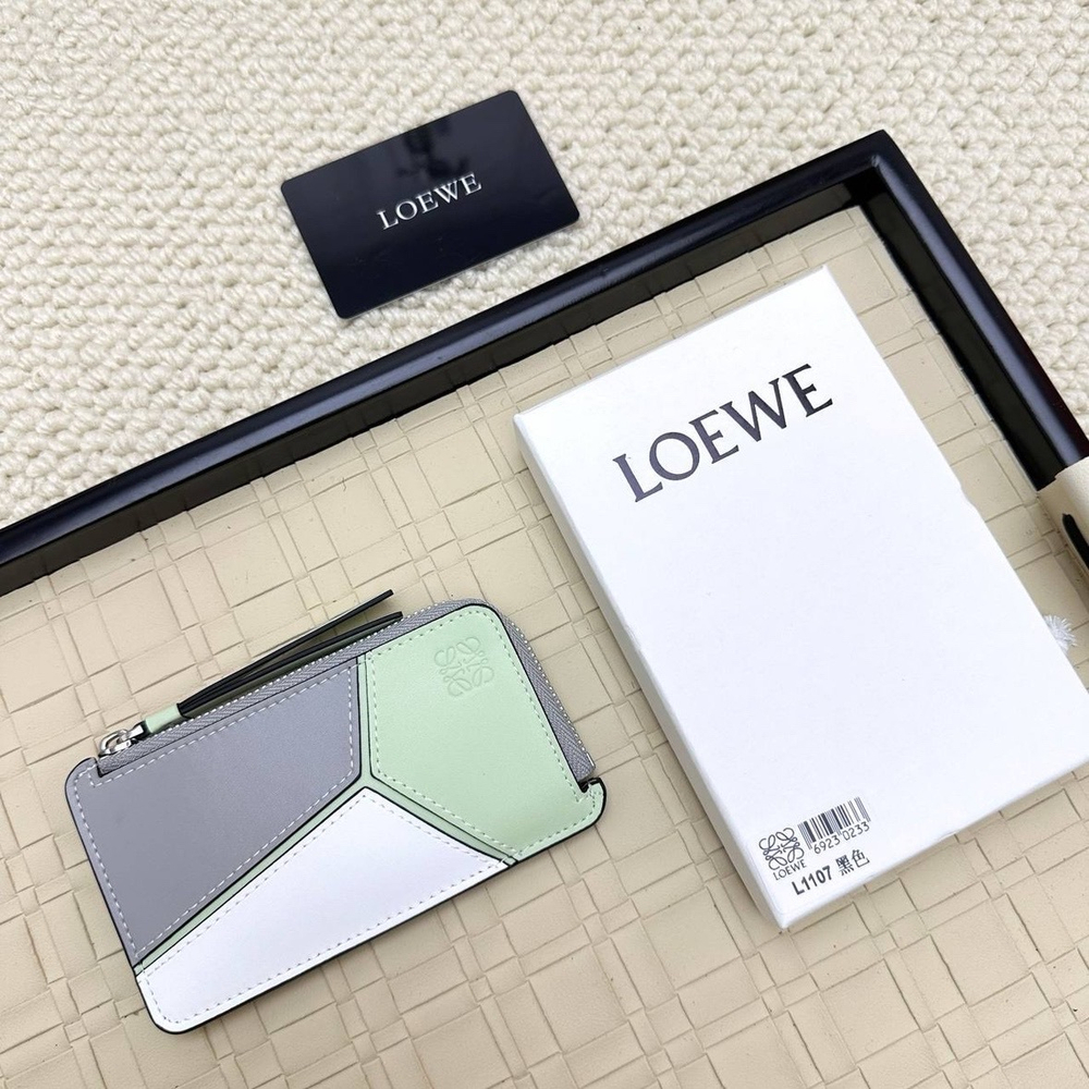 Картхолдер Loewe