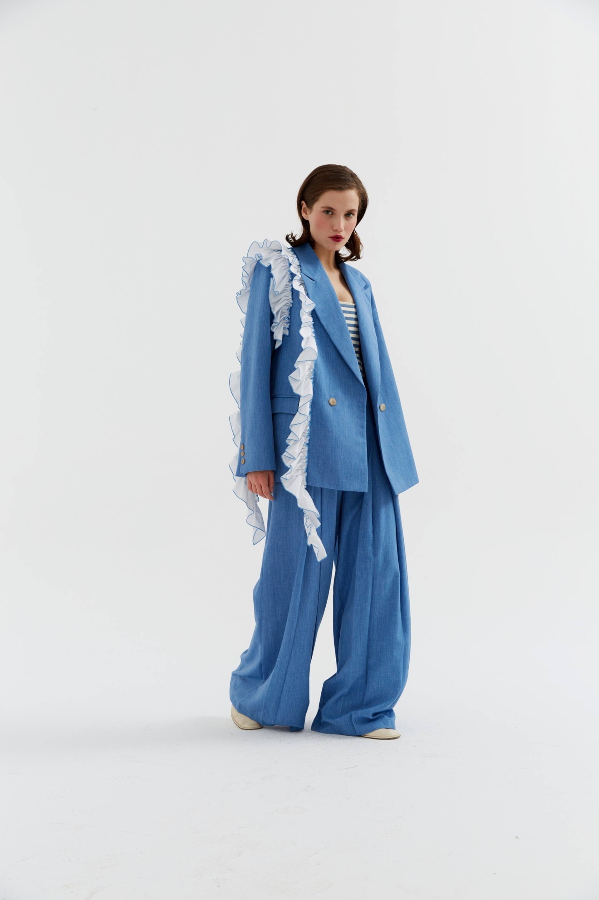 Брюки палаццо под деним