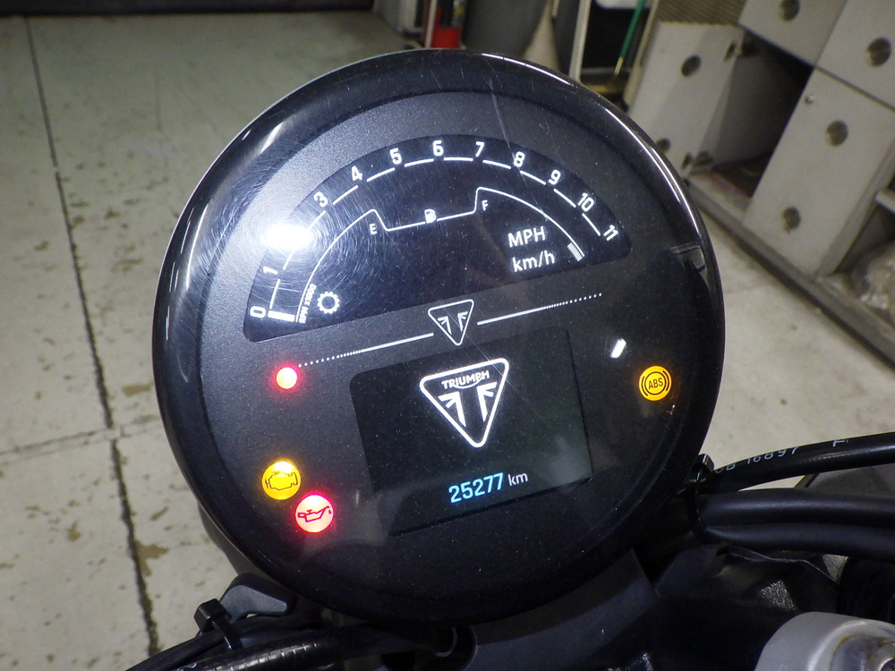 Triumph Trident 660 052942