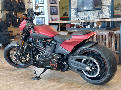 Harley-Davidson Softail FXDR 114