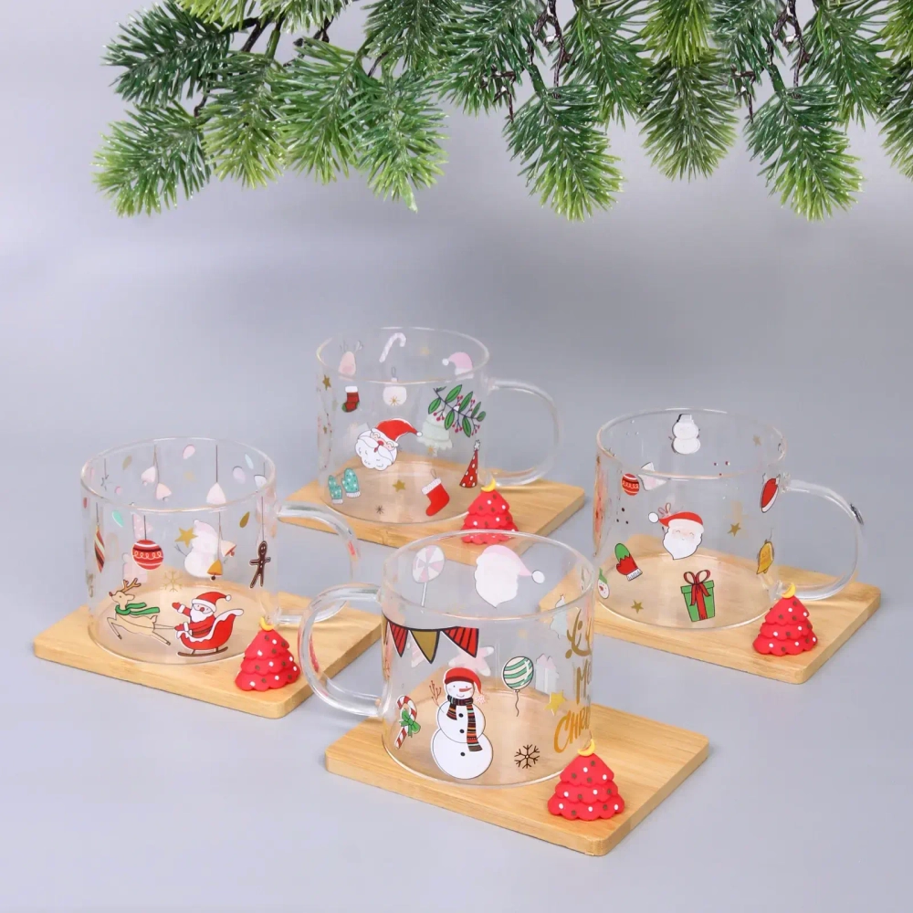Кружка стеклянная 280мл «Новогодние чудеса» на бамбуковой подставке, прозрачная