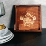 Деревянная менажница из кедра для подачи блюд и закусок с гравировкой "Волшебство не за горами"