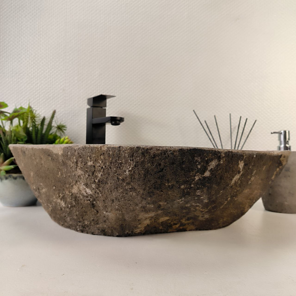 Раковина из речного камня RS-65227 58*47*15 0857