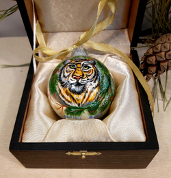 Шар новогодний с ручной росписью  Палех "Тигр" №2