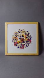 Картина из цветов “Петунья — ночная красавица”