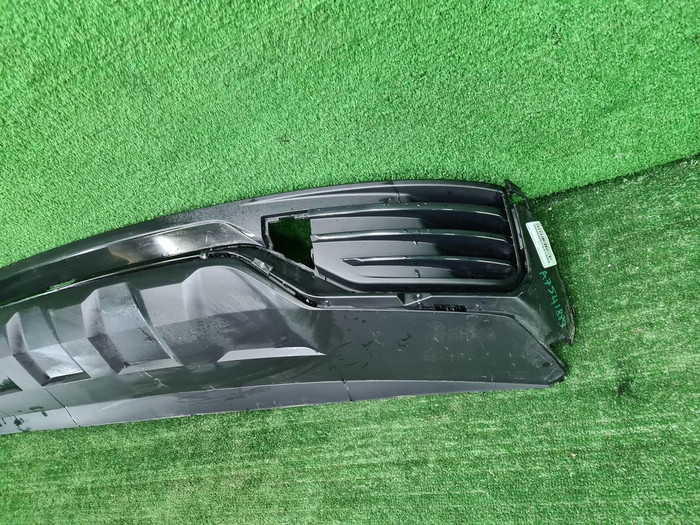 Юбка заднего бампера Geely Monjaro (2021-н.в.)