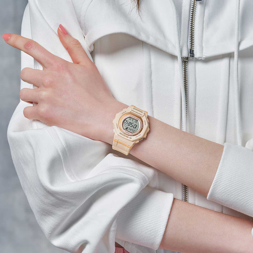 Часы Casio GMD-B300-4