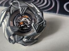 Волчок Weiss Tiger 3-60U BX33 от Takara Tomy