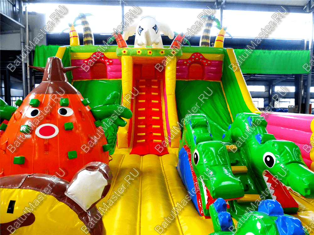 Коммерческий надувной батут "Сафари парк" 12*7*7 м