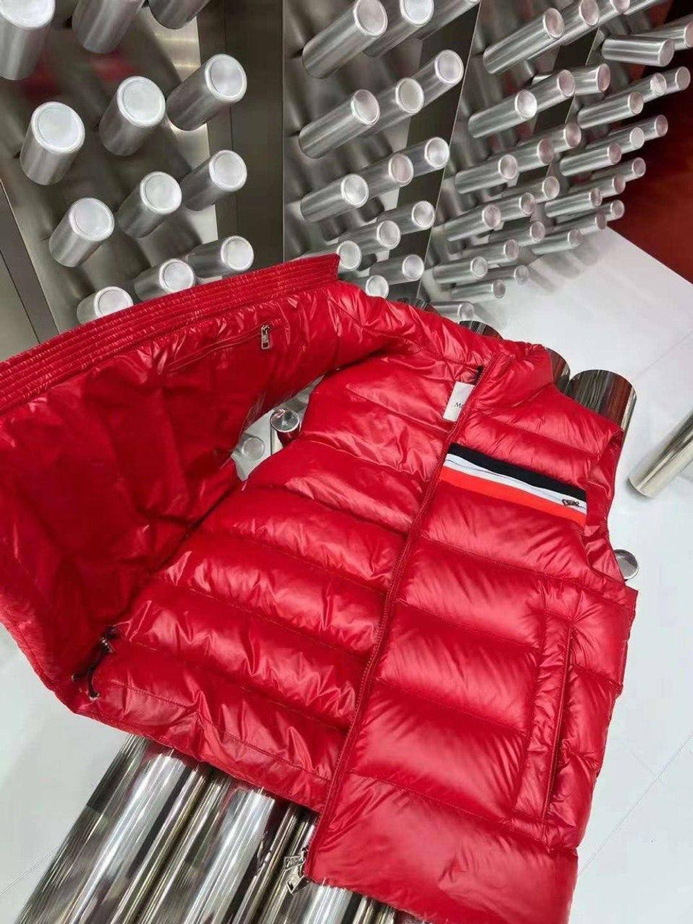Безрукавка Moncler